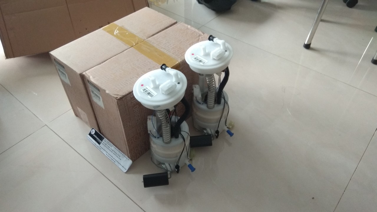 Bom xang QM5 Koleos 2014 GENUINE (1)