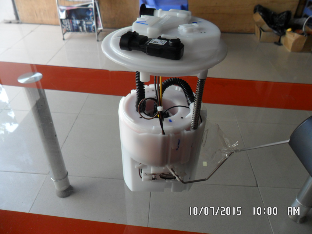 Bom xang lien Loc xang SM3 Fluence (5)