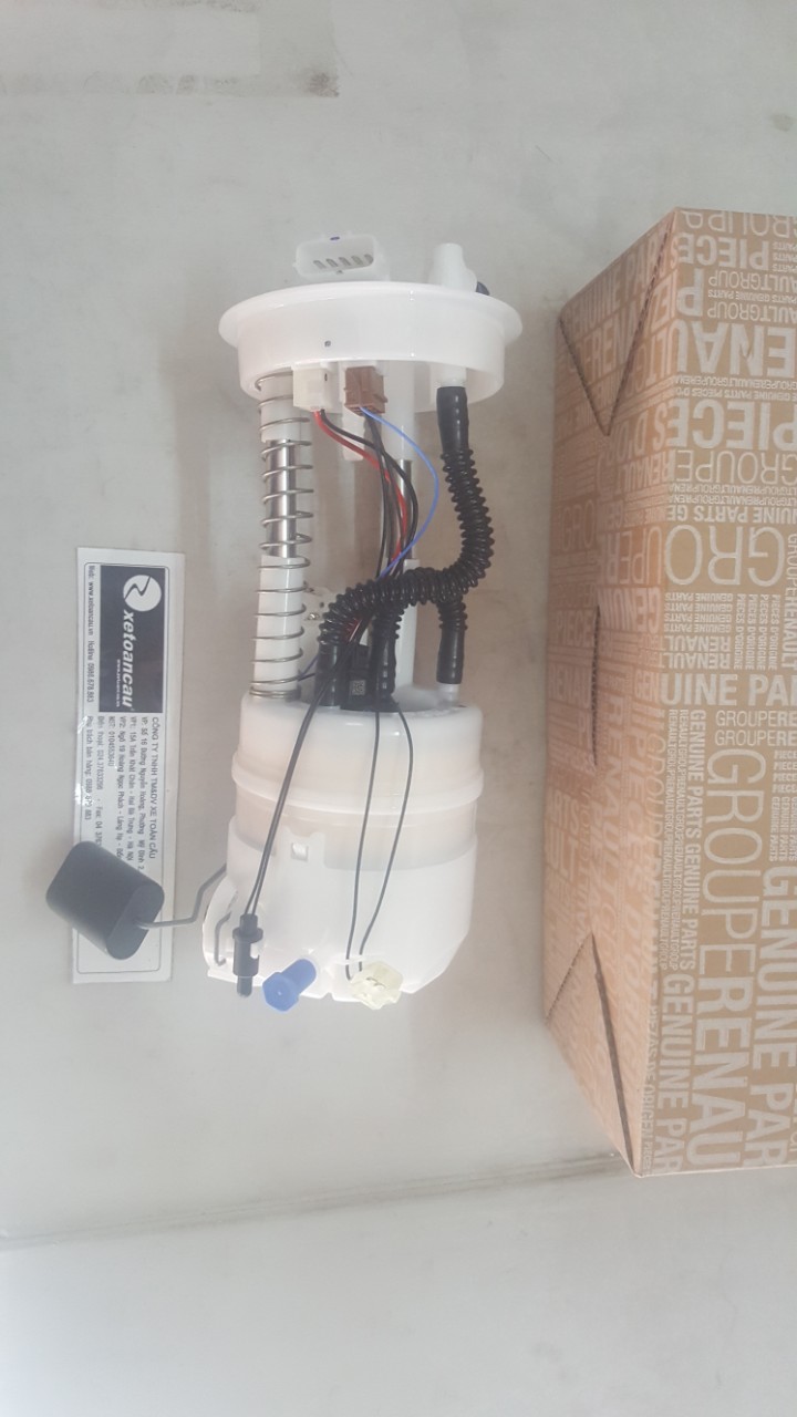 Bom xang so 2 ben phu Koleos 2015 (1)