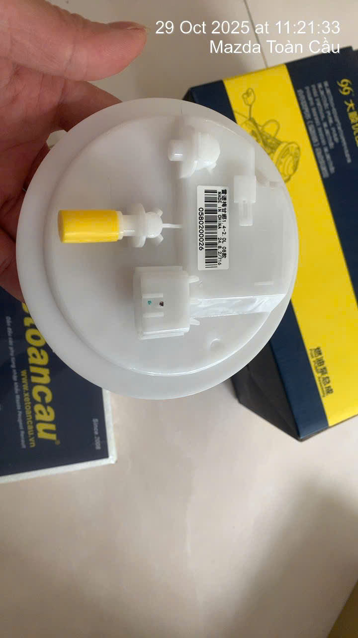 Cum bom xang Megane 172027911RF (1)