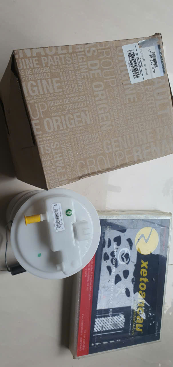 Cum bom xang Renault Duster 2015 (10)