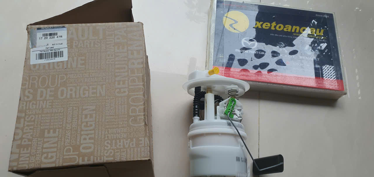 Cum bom xang Renault Duster 2015 (8)