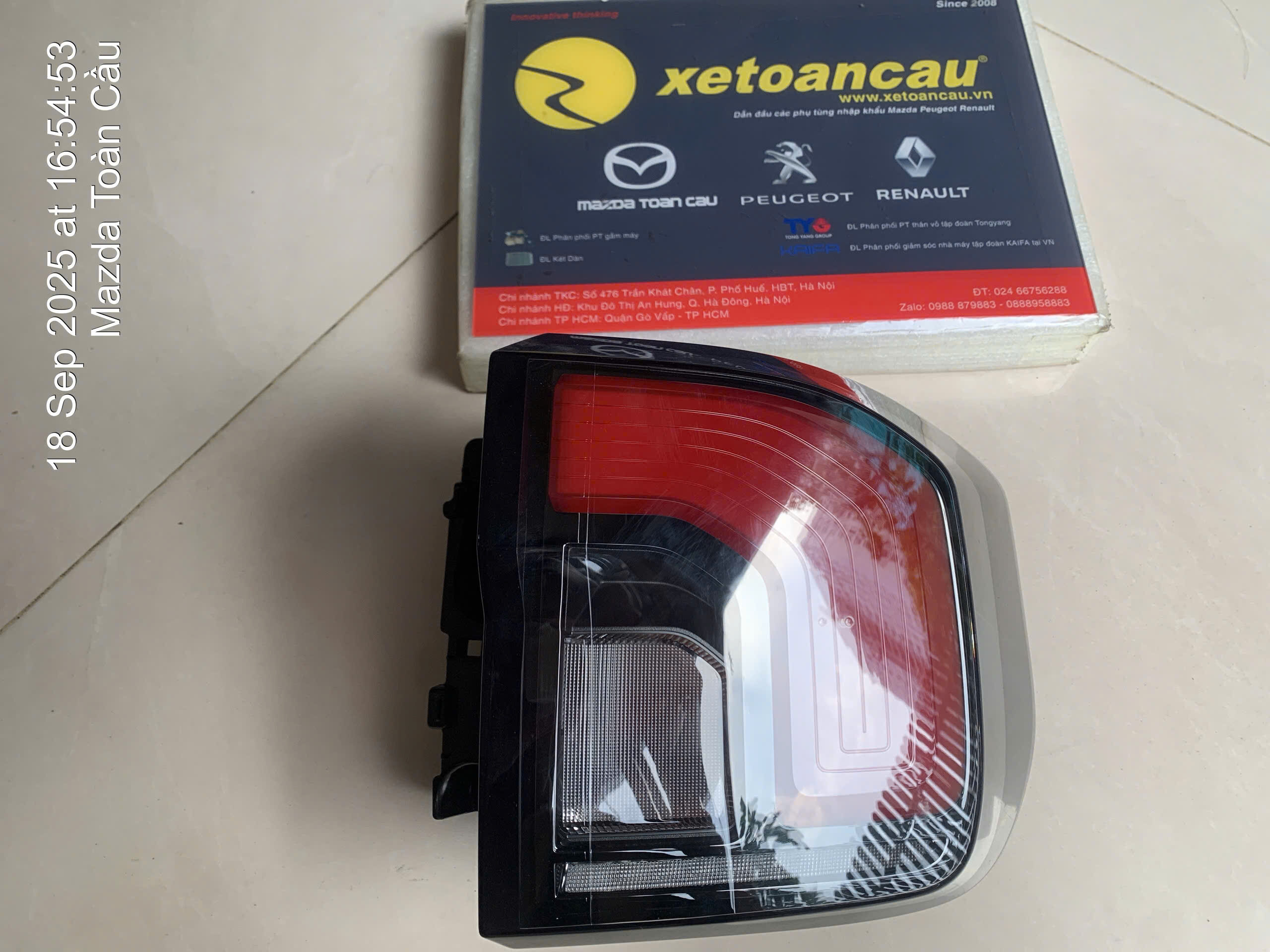 Den hau ngoai phai Everest 2023 (3)