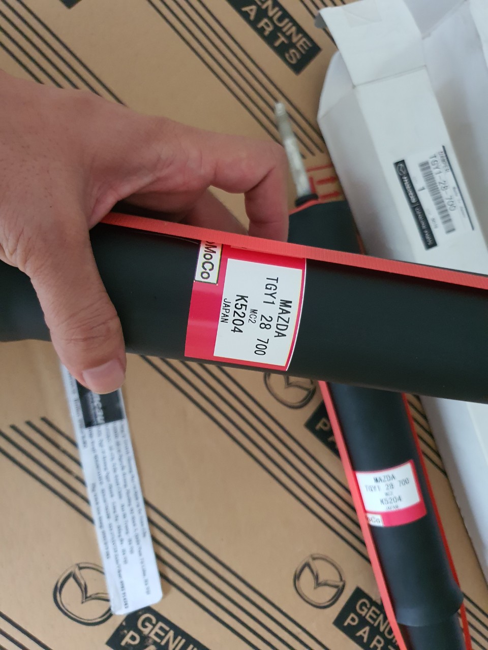 Giam soc sau CX9 2012 2015 (18)